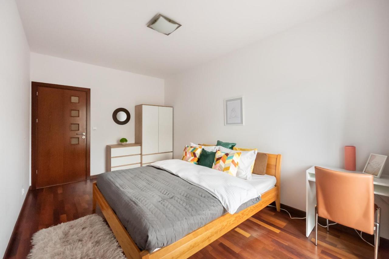 Wola Sunset Apartment Free Parking Варшава Экстерьер фото